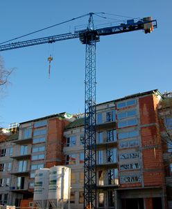 Ludzie masowo zgłaszają się po mieszkania. Drugiej takiej oferty nie znajdą