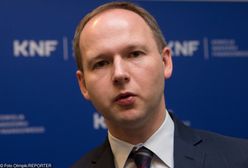 Były szef KNF odsunięty od zajęć na SGH. "Zastępują go inni pracownicy Instytutu"