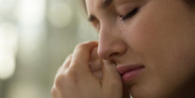 Kobiece łzy ciosem w męskie libido