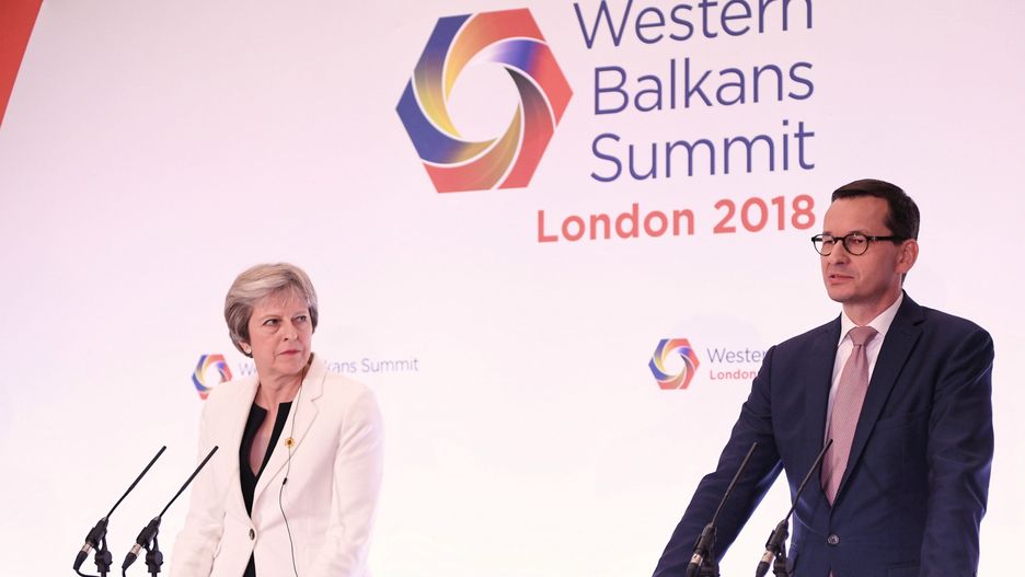 Theresa May i Mateusz Morawiecki mieli rozmawiać o brexitcie