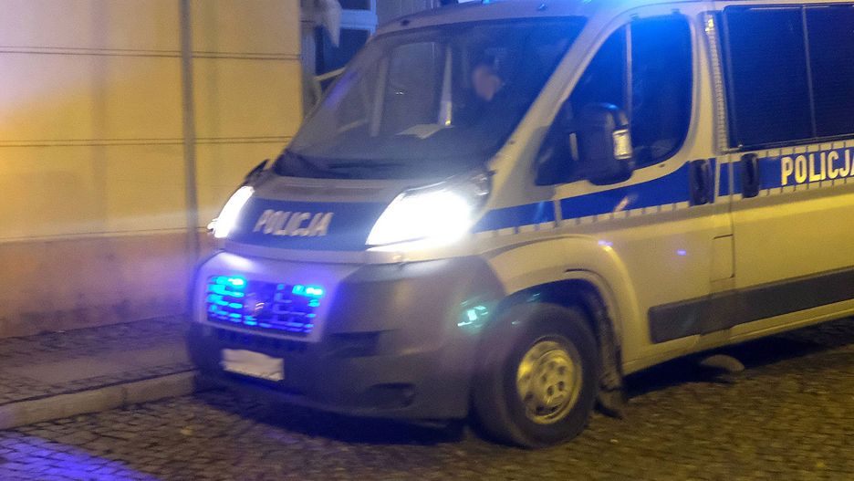 Nie wiadomo, czy napastnik miał prawdziwą broń