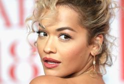 Wyglądała jak wielki, biały ptak. Rita Ora zaszalała na Brit Awards