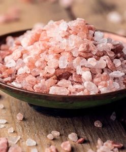 Zapomnij o soli himalajskiej. Jej cenne właściwości to mit