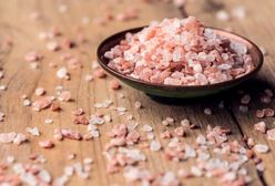 Sól himalajska różowa – pochodzenie, zastosowanie, właściwości