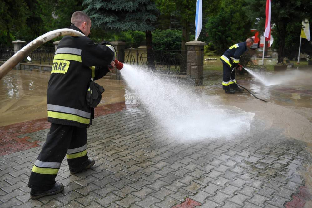 Minionej doby ponad 2,1 tys. interwencji straży w związku z burzami