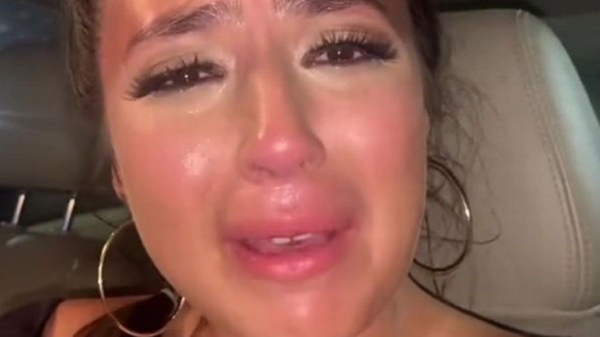 Vanessa Zavala została wyrzucona z pracy za materiał, na którym krytykuje decyzję szefostwa. Tiktokerka uważa, że racja jest po jej stronie 