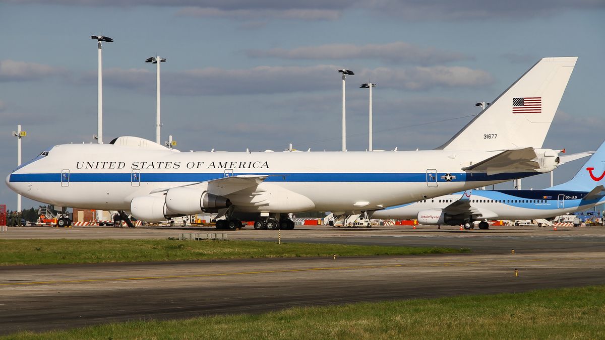 Boeing E-4 nazywany jest "samolotem dnia zagłady"