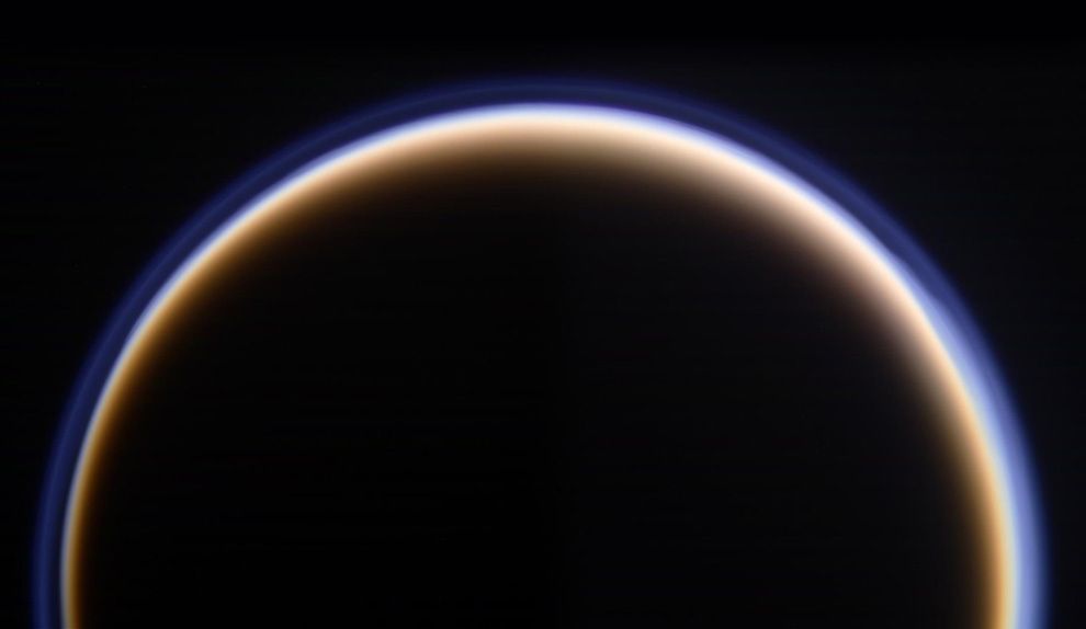 Saturn obnażony - TOP 30 zdjęć wykonanych przez sondę Cassini 30