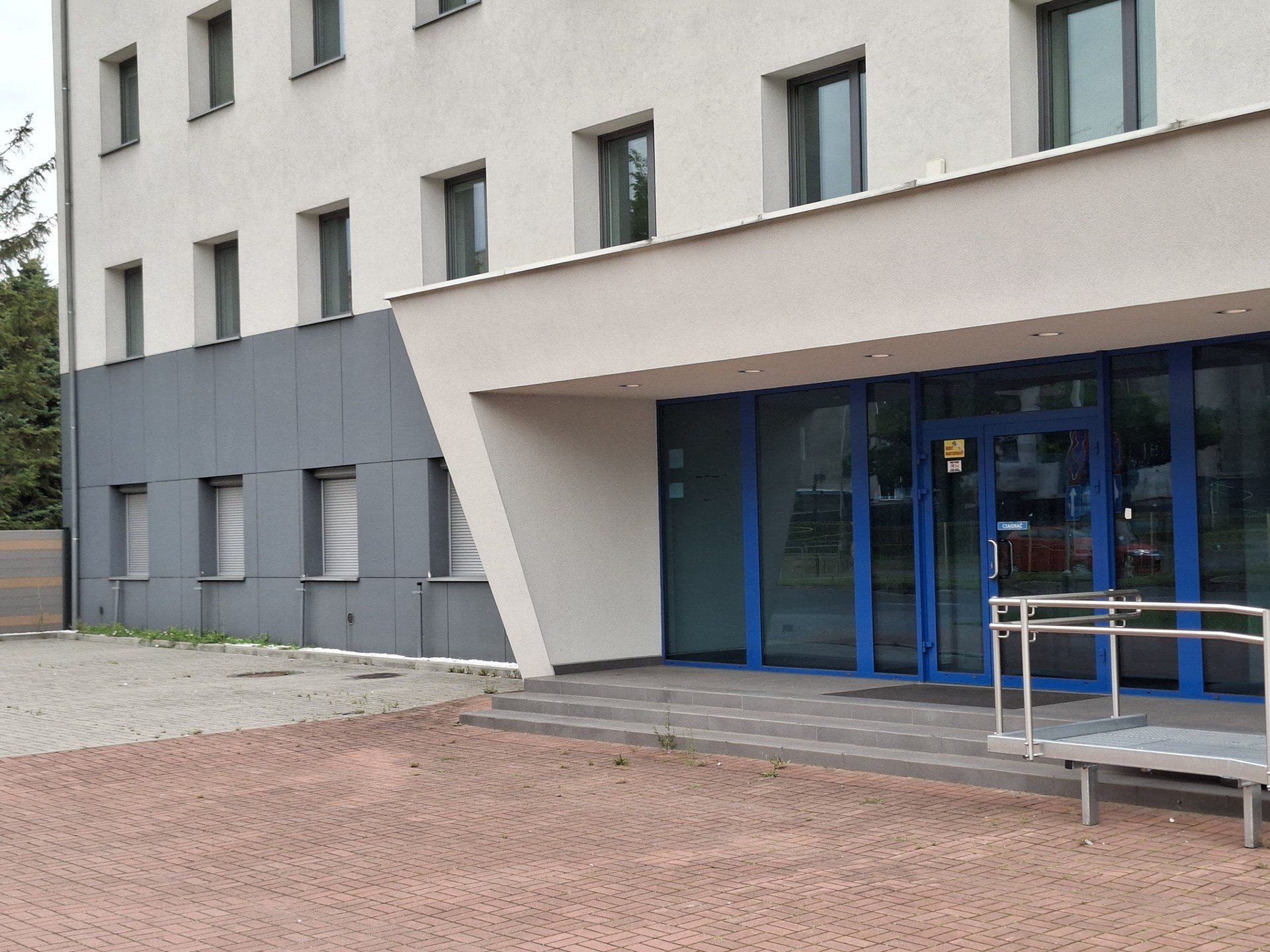 Dawny budynek &#34;Przemysłówki&#34;, który kupiła Prokuratura Okręgowa w Częstochowie