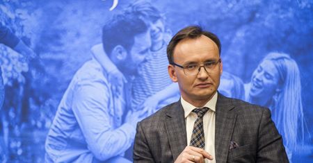 Pawlak nie pojawił się przed komisją śledczą. Tak się tłumaczył