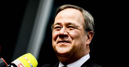 To on zastąpi Angelę Merkel? Oto kandydat CDU na kanclerza Niemiec