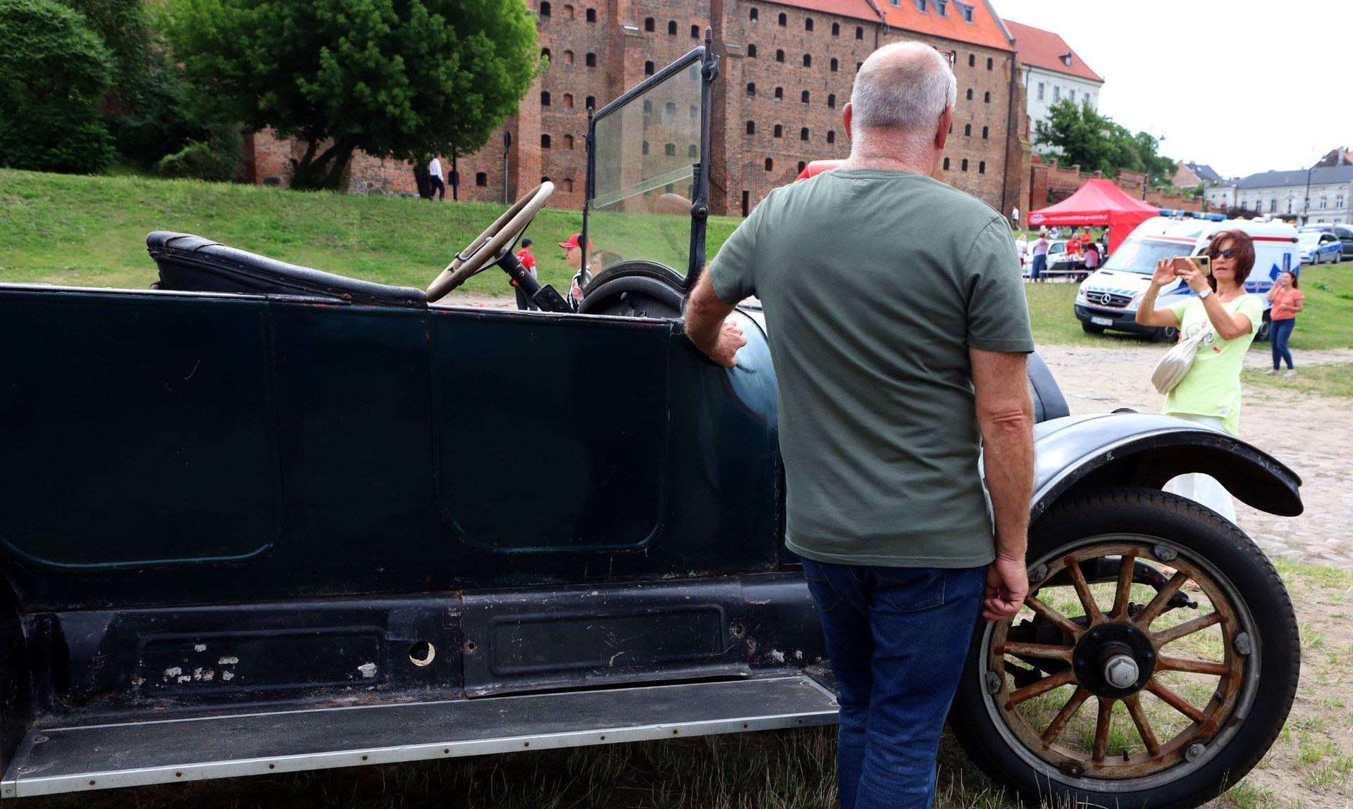 Summer Moto Meeting 2025 na błoniach Nadwiślańskich w Grudziądzu