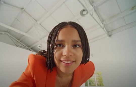 Singiel Sary James z okazji jubileuszu Coca-Coli