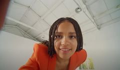 Singiel Sary James z okazji jubileuszu Coca-Coli