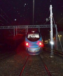 20-latek zginął na torach. Chciał przebiec przed pędzącym pociągiem