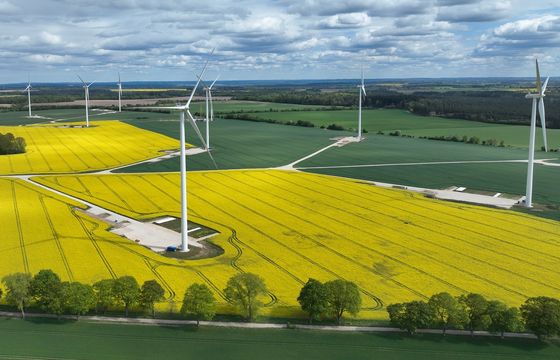 Cyfrowy Polsat zbudował swoją rekordową farmę wiatrową. Prąd dla 180 tys. domów