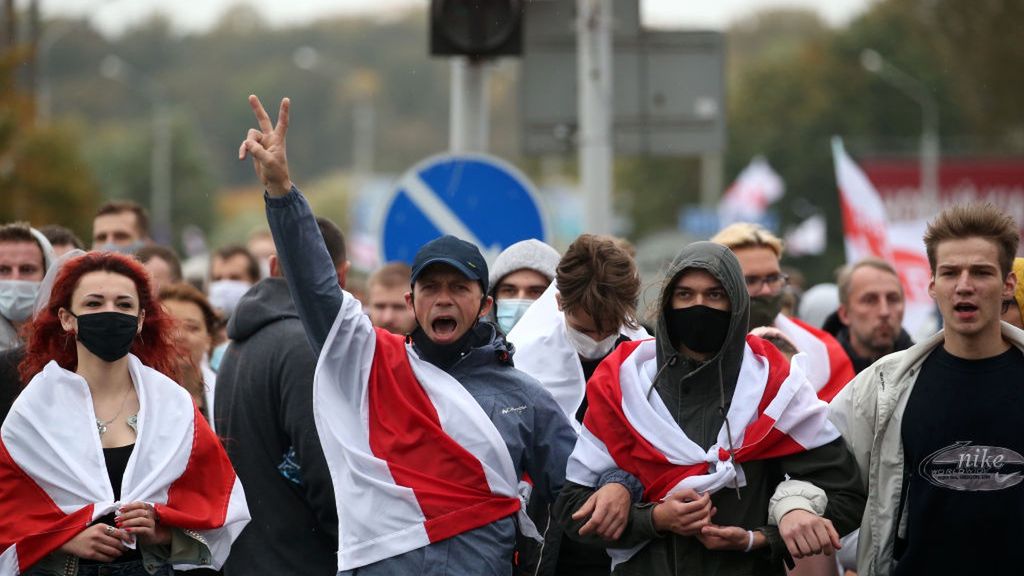 Szef rosyjskiego wywiadu twierdzi, że USA szkolą w Polsce ekstremistów