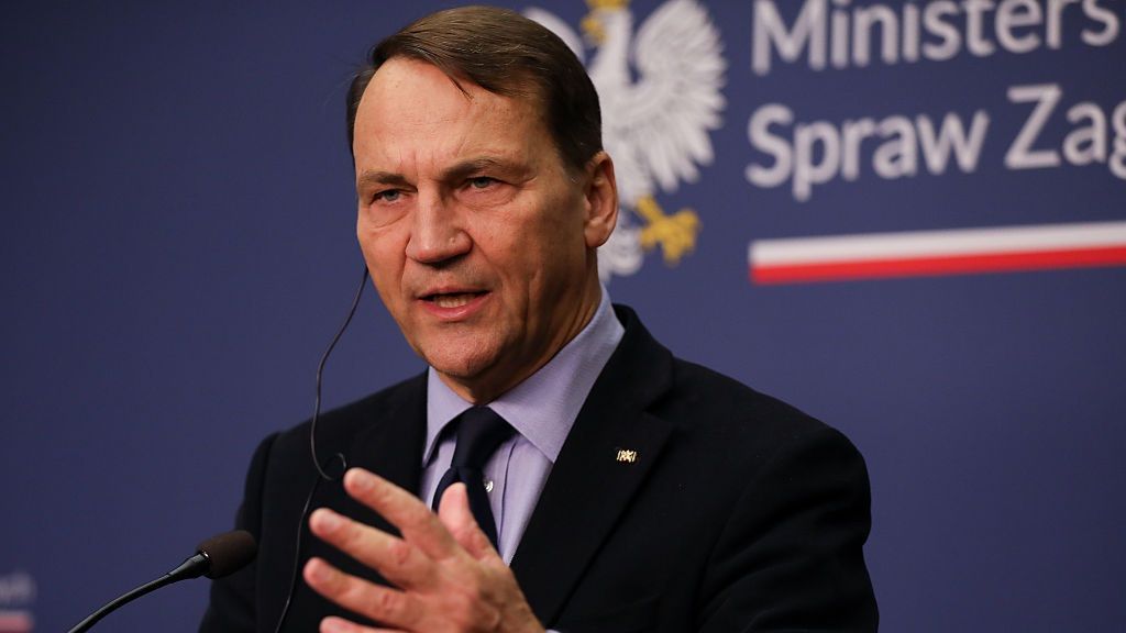 Szef MSZ Radosław Sikorski