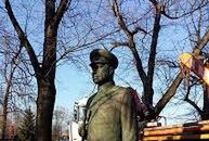 Legnica. Marszałek Rokossowski nie daje o sobie zapomnieć. Pomnik skradziono z lapidarium