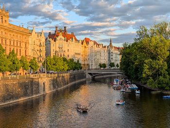 MSZ odradza podróże do Czech. Podano powód