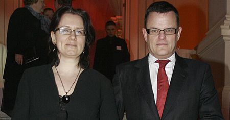 Żona Andrzeja Morozowskiego pożegnała go w nekrologu WZRUSZAJĄCYMI słowami: "Wyjątkowy mąż i bezwarunkowo kochający ojciec"