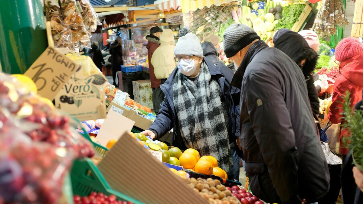 Za wzrost cen Polacy w większym stopniu obwiniają rząd niż pandemię COVID-19. 