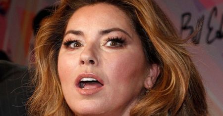 Shania Twain WYWRÓCIŁA SIĘ na scenie. Nagranie z występu trafiło do sieci (WIDEO)