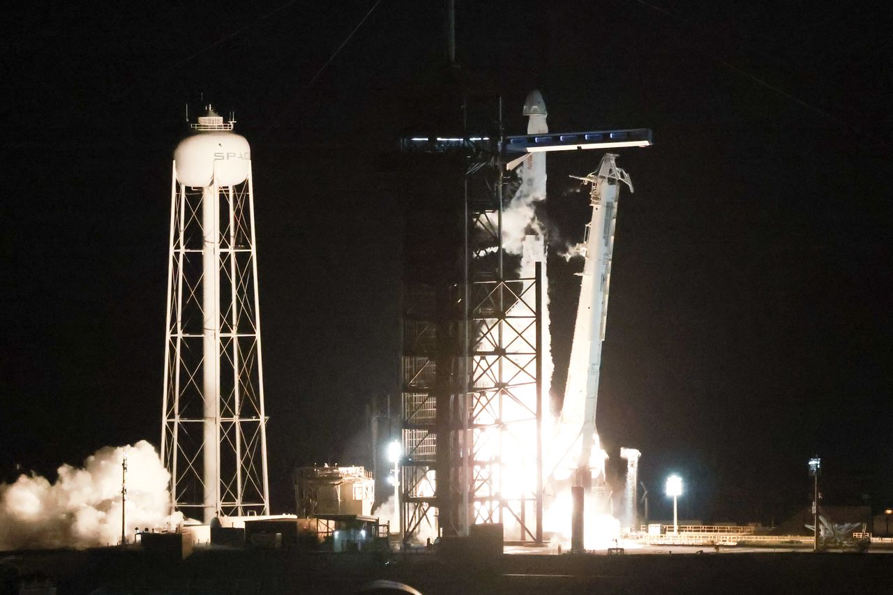 SpaceX bringt neue Spionagesatelliten ins All: Erfolgreicher Start der Falcon 9