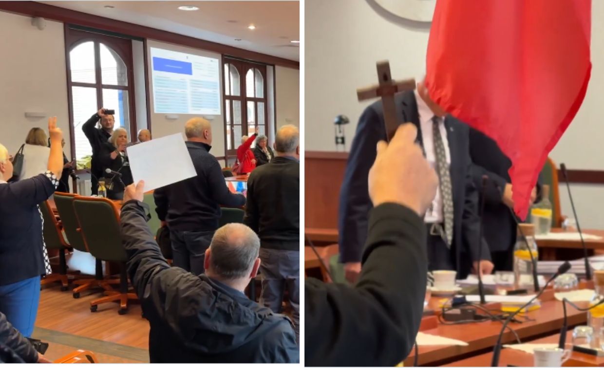 wiadomości,aktualności,WP Wiadomości Legnica: protest przeciwko zdjęciu krzyża w ratuszu