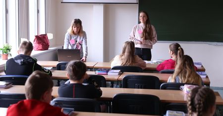 Witaj droga szkoło. Wysoka inflacja odbije się na portfelach rodziców