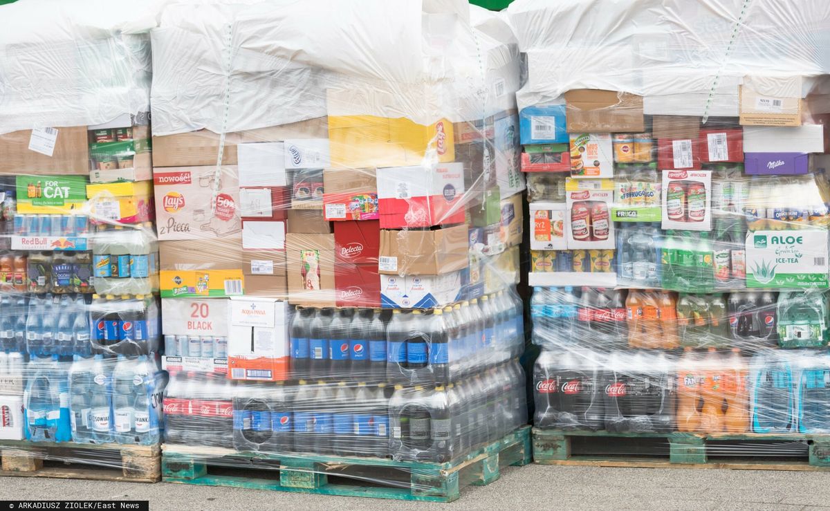 Planowane są dodatkowe konsultacje z branżą w sprawie wysokości kaucji za m.in. jednorazowe butelki z plastiku