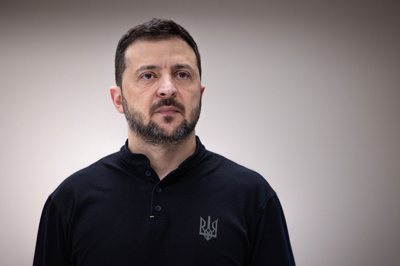 Zelensky's office under fire for pressuring Ukrainian media