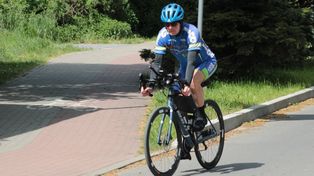Zaczyna się kolarski ultramaraton. Pojedzie w nim Grzegorz Bordoszewski z Białogardu