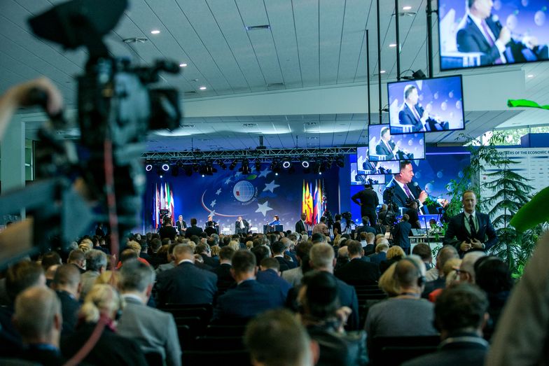 XXXII Forum Ekonomiczne w Karpaczu. Wartości czy interesy - co spaja Europę?