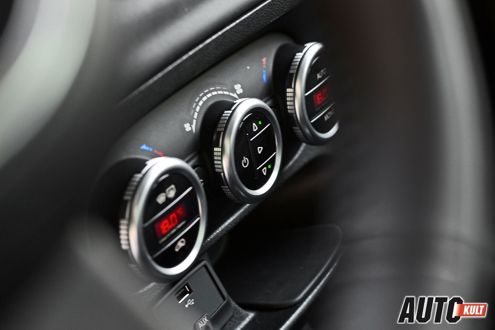 Fiat 500L Living Lounge 1,6 M-Jet - test [galeria] 24