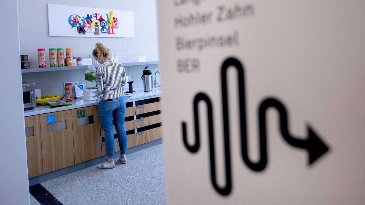 Google kończy z wymyślnymi bonusami dla pracowników. Nie będzie darmowych masaży i przekąsek