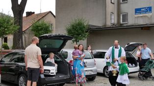 Grodzisk Wielkopolski: Poświęcenie kierowców i pojazdów w parafii pw. św. Jadwigi