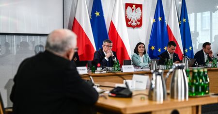 Rozliczenia po przesłuchaniu Kaczyńskiego. Komisja ds. Pegasusa szykuje się do wezwania Szydło