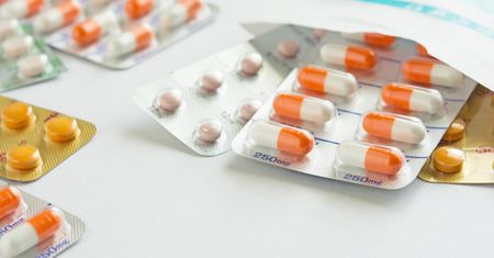 Zmiany w liście leków refundowanych. Znikają preparaty stosowane przez chorych na raka