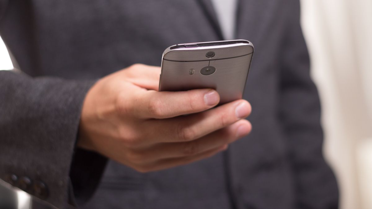 Będą telefony ws. szczepień przeciw COVID-19
