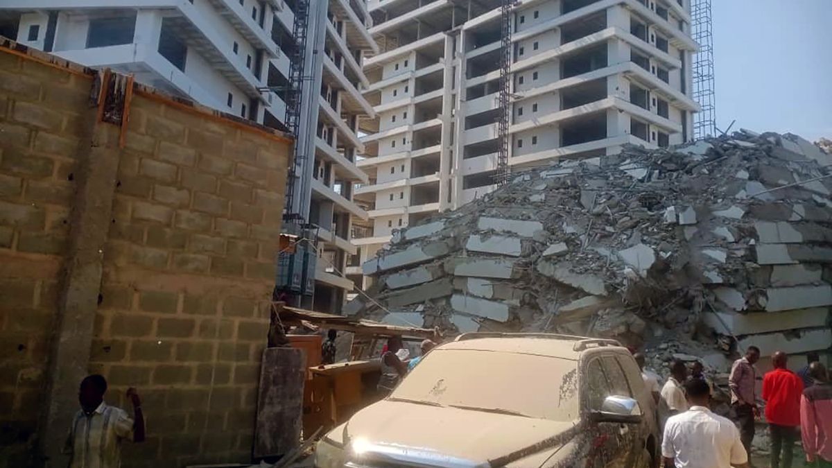 Zawalił się 21-piętrowy apartamentowiec w Lagos