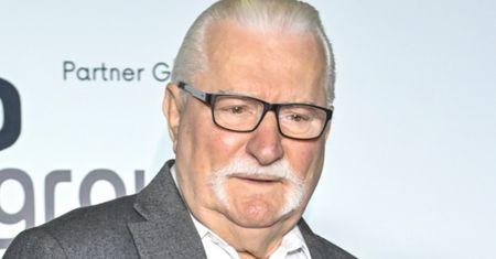 Lech Wałęsa PSIOCZY na EMERYTURĘ. Ile co miesiąc wpływa na jego konto?