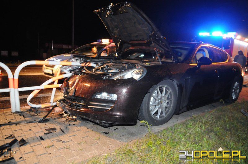 Porsche Panamera Crash