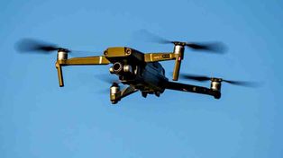 Bobrowniki: Pijany latał dronem. Przed sądem odpowie za prowadzenie po pijanemu