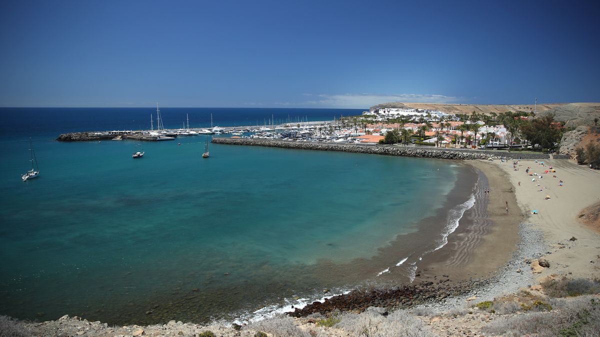 GRAN CANARIA, SPAIN - APRIL 21:  The beach is pictured near the 14th hole ahead of the Gran Canaria Lopesan Open 2021 at Meloneras Golf Club on April 21, 2021 in Gran Canaria, Spain. (Photo by Warren Little/Getty Images)