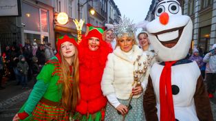 Przemyśl: Mikołajowa Parada ponownie przyciągnęła mieszkańców