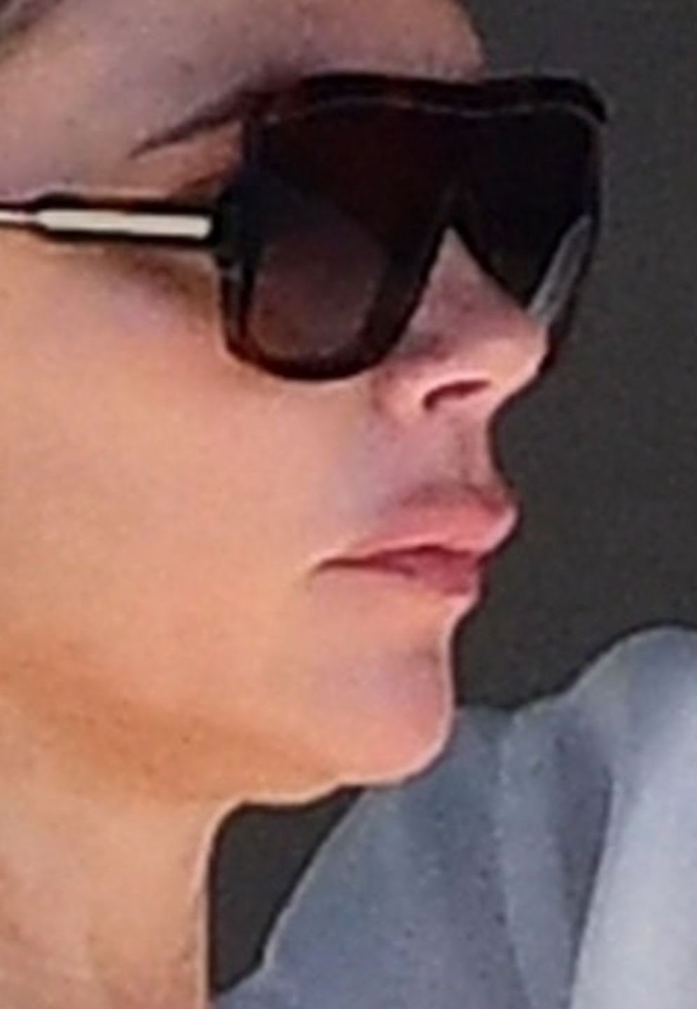 *EXCLUSIVE* Victoria Beckham shows off a VERY plum pout during yacht day with David in Palm Beach - ** WEB MUST CALL FOR PRICING **Palm Beach, FL  - *EXCLUSIVE*  - David Beckham takes wife Victoria Beckham and children Romeo and Harper to Palm Beach for the day on their yacht.BACKGRID USA 3 AUGUST 2022,Image: 712183262, License: Rights-managed, Restrictions: , Model Release: no, Pictured: Victoria Beckham, Credit line: Mega / BACKGRID / Backgrid USA / ForumMega / BACKGRID / Backgrid USA / ForumDavid Beckham, wife, Victoria Beckham, children, Romeo, Palm Beach, Harper Beckham, Yacht, Beach, day, Family