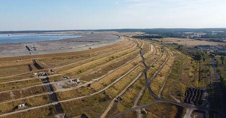 Powstaje gigantyczna zapora. Pokona  wysokością tę w Solinie