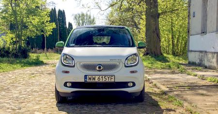 Smart ma albo zniknąć, albo być uratowanym przez Geely