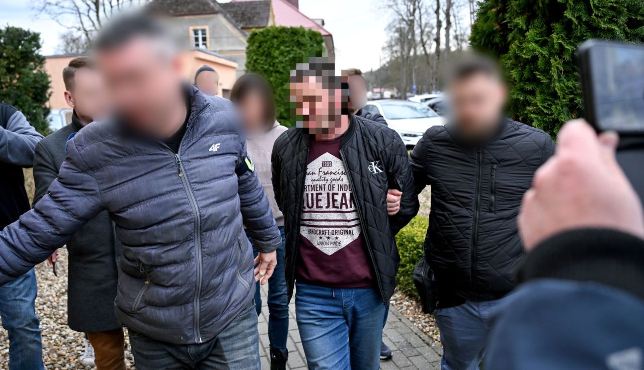 Zarzut dla Jana K. Jego partnerka grzmi. "Totalna bzdura"